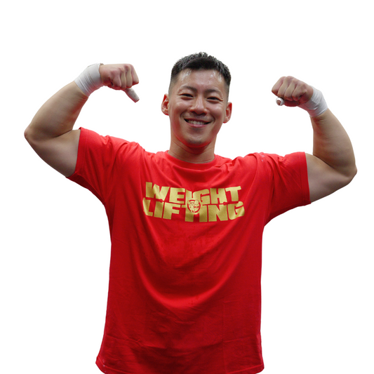 WE LIFT WEIGHTS ウエイトリフティングTシャツ (レッド/ゴールド)